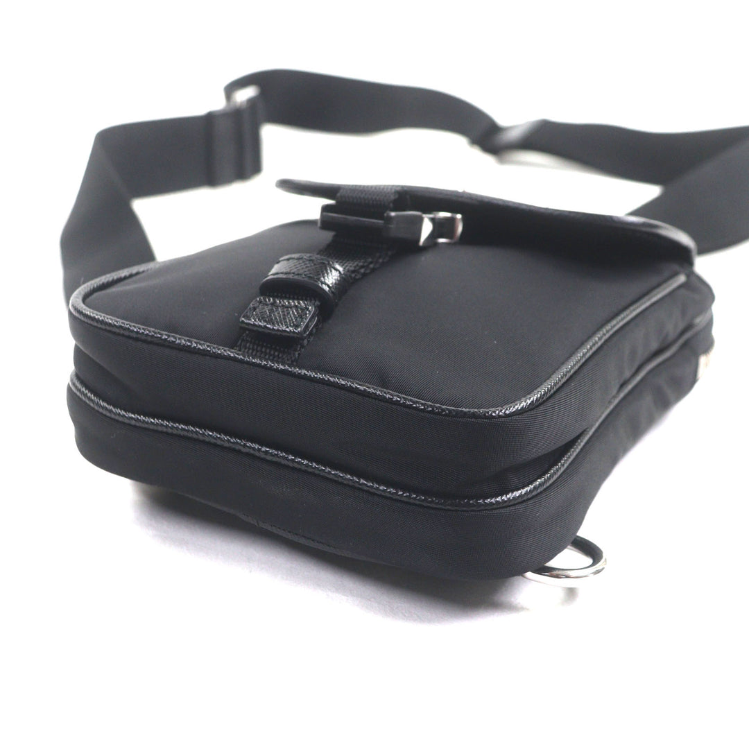 極美品▼PRADA プラダ 2ZH194 サフィアーノレザー ReNylon トライアングルロゴ スマートフォンケース ボディバッグ メンズ 定価242000円