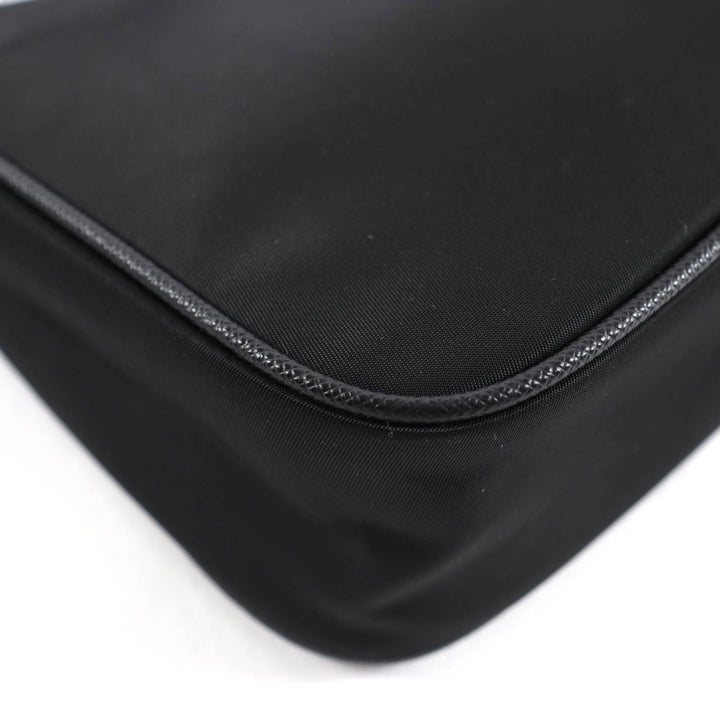 未使用品☆PRADA プラダ 1BH204 Re-Edition トライアングルロゴ ポーチ付 2WAY ハンド ショルダーバッグ ブラック イタリア製 レディース