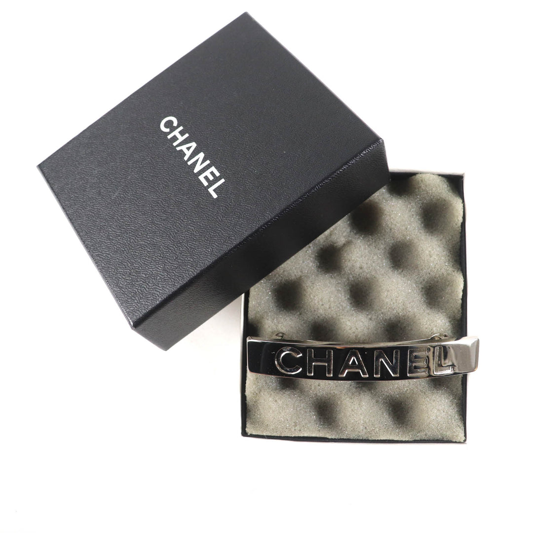 極美品★CHANEL シャネル ヴィンテージ 96P ロゴデザイン バレッタ ヘアアクセサリー シルバー 箱付き フランス製 レディース
