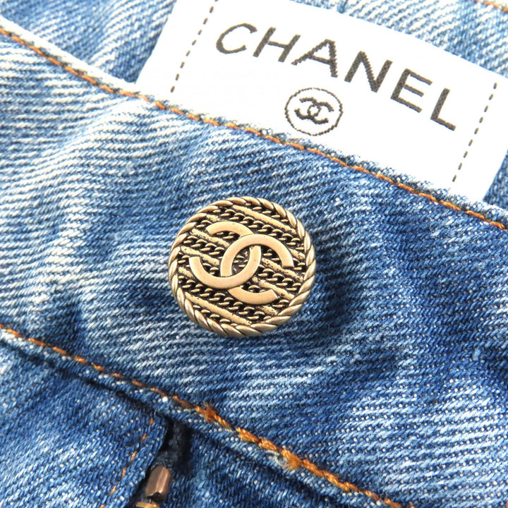 美品△CHANEL シャネル P60217 コットン ココマークボタン ダメージチュール クロップド デニムパンツ インディゴブルー 36 伊製 正規品