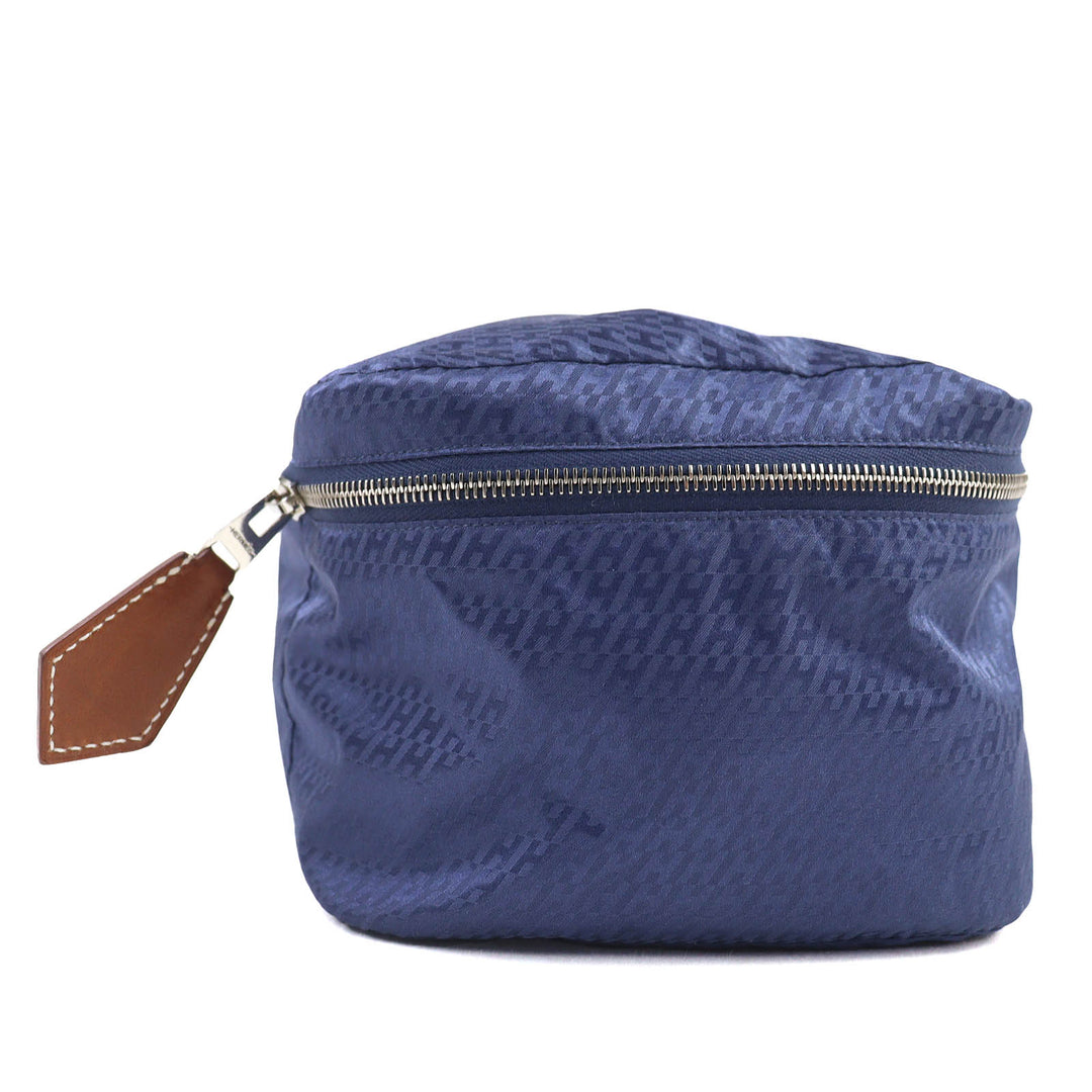 極美品△HERMES エルメス ウース・ドゥ・ヴォヤージュ PM シルク100％ ポーチ ブルー B刻印 フランス製 レディース オススメ◎