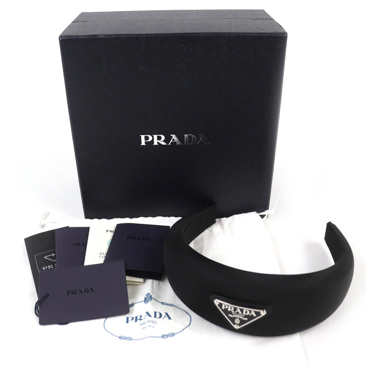 極美品△PRADA プラダ 1IH016 トライアングルロゴ 三角ロゴプレート RE-NYLON カチューシャ ヘアバンド ヘアアクセサリー ブラック 箱付き