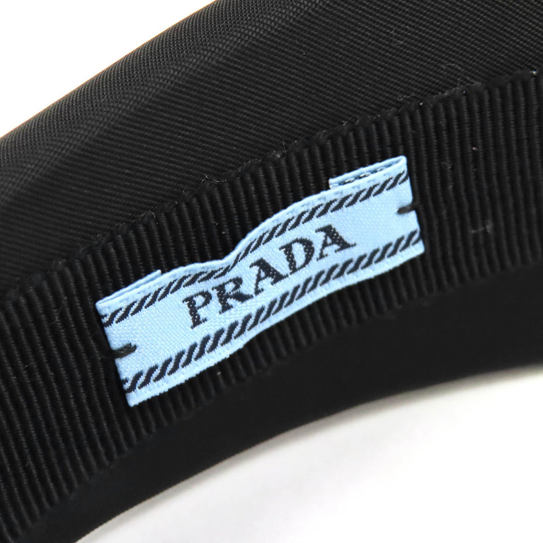 極美品△PRADA プラダ 1IH016 トライアングルロゴ 三角ロゴプレート RE-NYLON カチューシャ ヘアバンド ヘアアクセサリー ブラック 箱付き