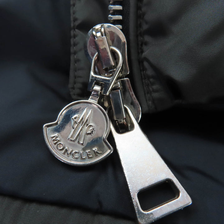 良品☆MONCLER モンクレール OROPHIN レザー使い ロゴワッペン・フード付 ZIP UP ダウンコート カーキ 1 正規品 レディース