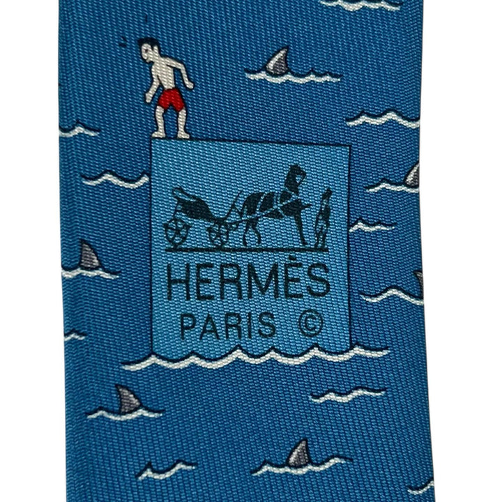 未使用品▲HERMES エルメス 626088 シルク100％ GREY REEF シャーク 総柄 ネクタイ ブルー フランス製 正規品 メンズ