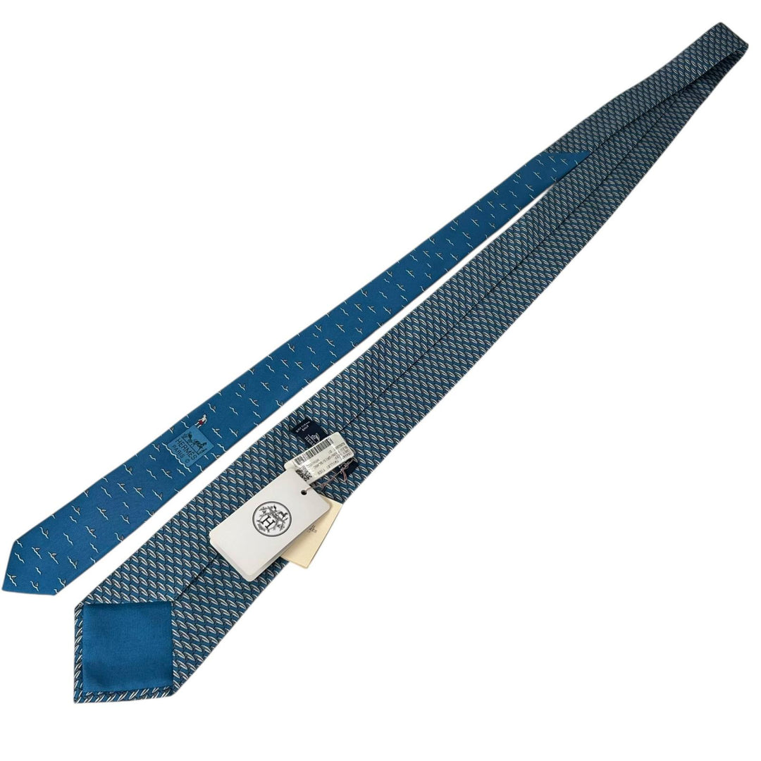 未使用品▲HERMES エルメス 626088 シルク100％ GREY REEF シャーク 総柄 ネクタイ ブルー フランス製 正規品 メンズ