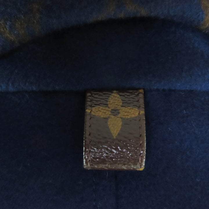 極美品★LOUIS VUITTON ルイヴィトン ウール シルク混 モノグラム ロゴデザイン ベルテッドコート ネイビー 38 イタリア製 正規品