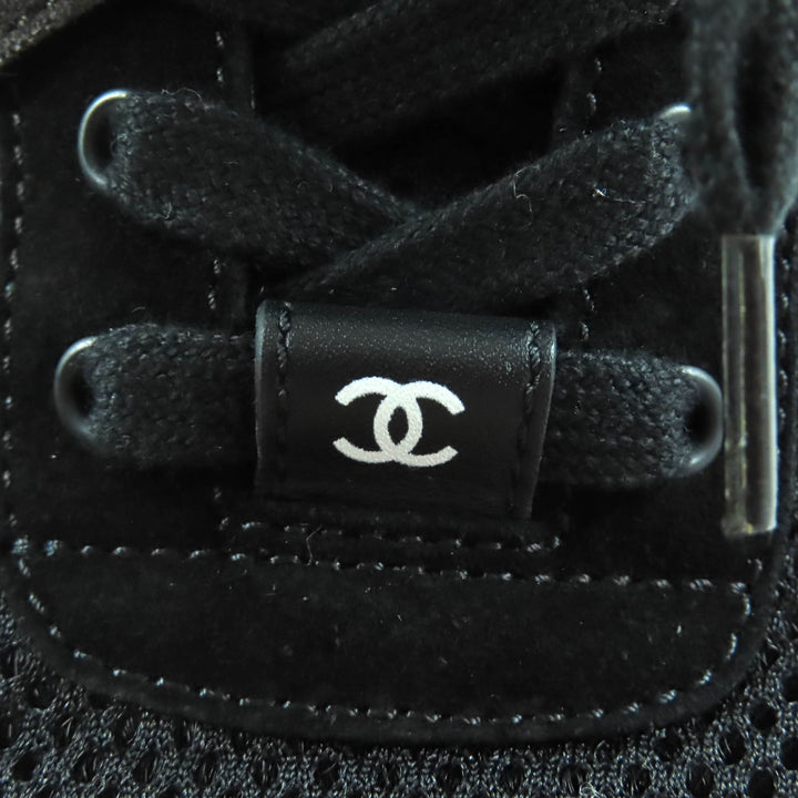 極美品★CHANEL シャネル G38299 ココマーク レザー使い レースアップ スニーカー ブラック ホワイト 37 箱・保存袋付き イタリア製