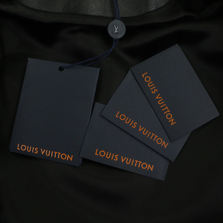 未使用品▼LOUIS VUITTON ルイヴィトン 23SS RM231M プリント レザー切替 バーシティブルゾン スタジャン ブラック 46 ハンガー付 正規品