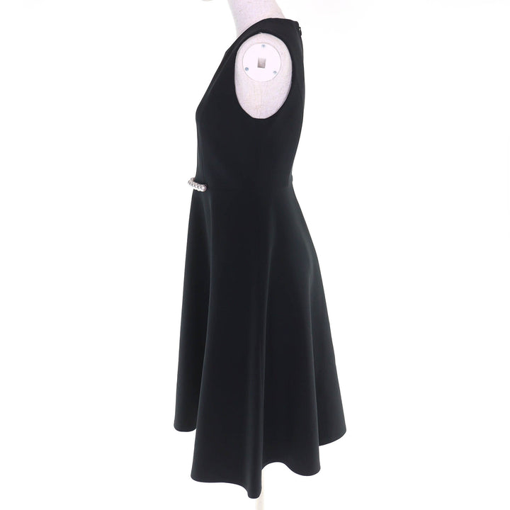 美品△YOKO CHAN ヨーコチャン YCD-317-339 フェイクパール ノースリーブ ワンピース ブラック 38 正規品 レディース 美シルエット◎