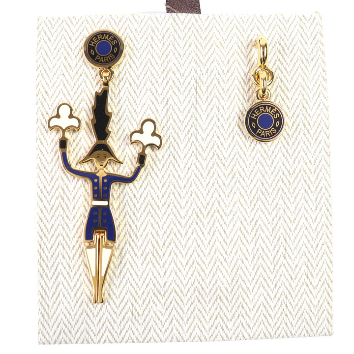 未使用品△HERMES エルメス グランド・パラード Boucles d’oreilles Artificier 花火師 ピアス 現行品 ゴールド ネイビー 定価154000円