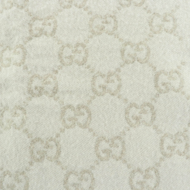極美品☆GUCCI グッチ 812317 カシミヤ100％ GG柄 現行品 マフラー ベージュ 45×190cm 箱付 イタリア製 正規品 レディース 定価148500円