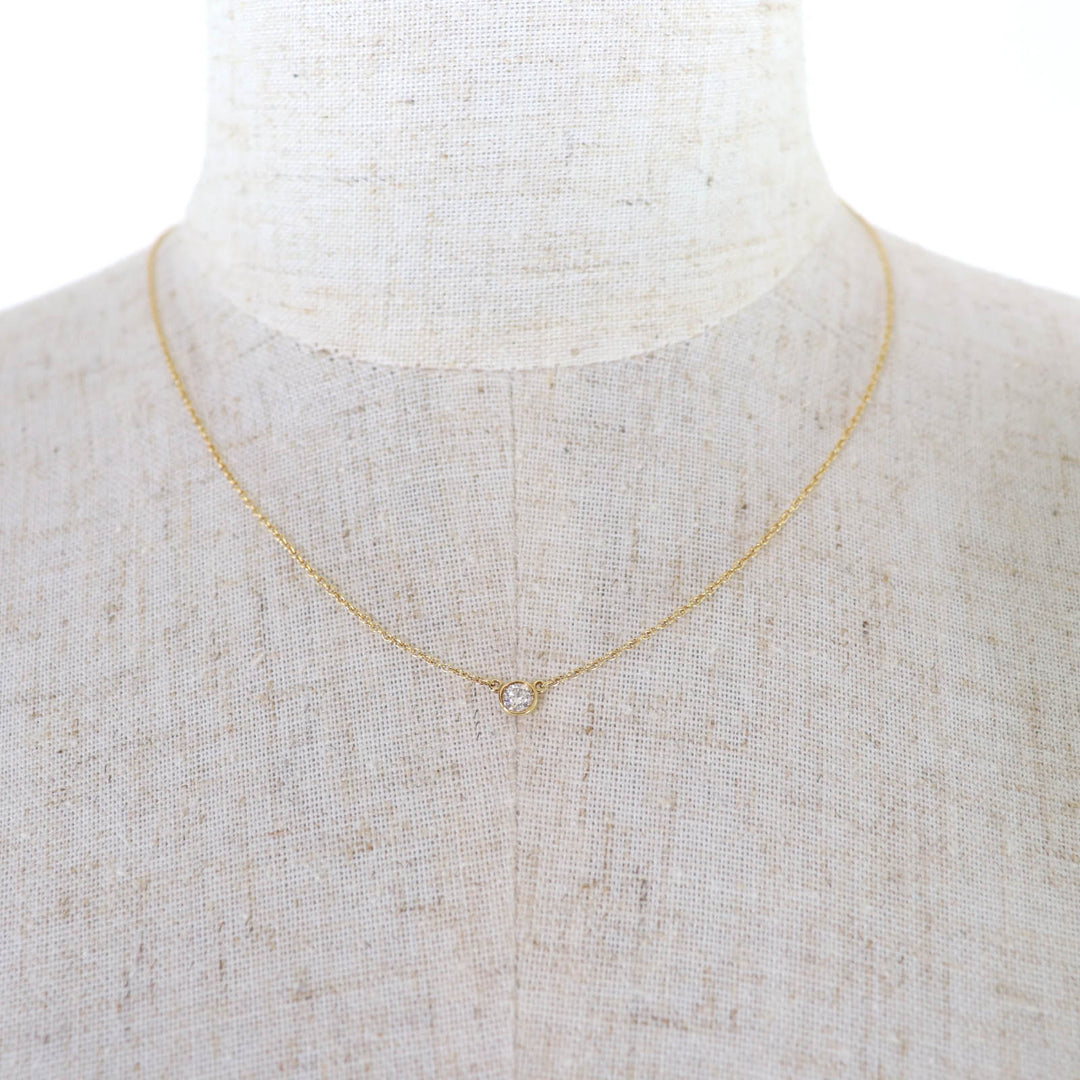 美品☆TIFFANY&amp;Co. ティファニー バイ ザ ヤード シングル ダイヤモンド ペンダント K18 750(YG) 枠直径約4.25mm 0.08ct 重量1.86g