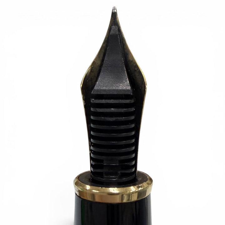 美品▼MONTBLANC モンブラン マイスターシュテュック クラシック ペン先14K Fニブ ホワイトスター 万年筆 ブラック ゴールド ドイツ製