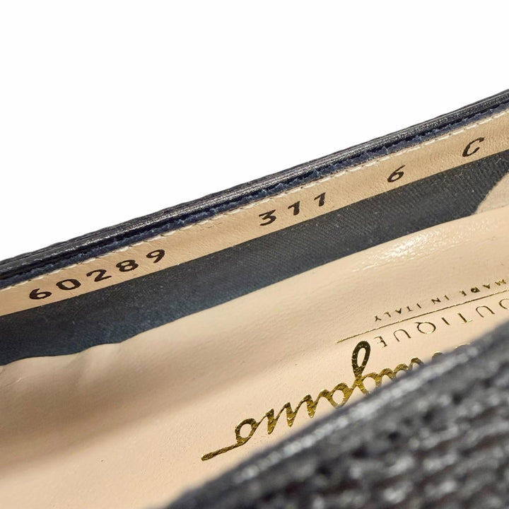未使用品△Salvatore Ferragamo サルヴァトーレフェラガモ BABY ヴァラリボン リザード型押レザー使い フラットパンプス ネイビー 6 伊製
