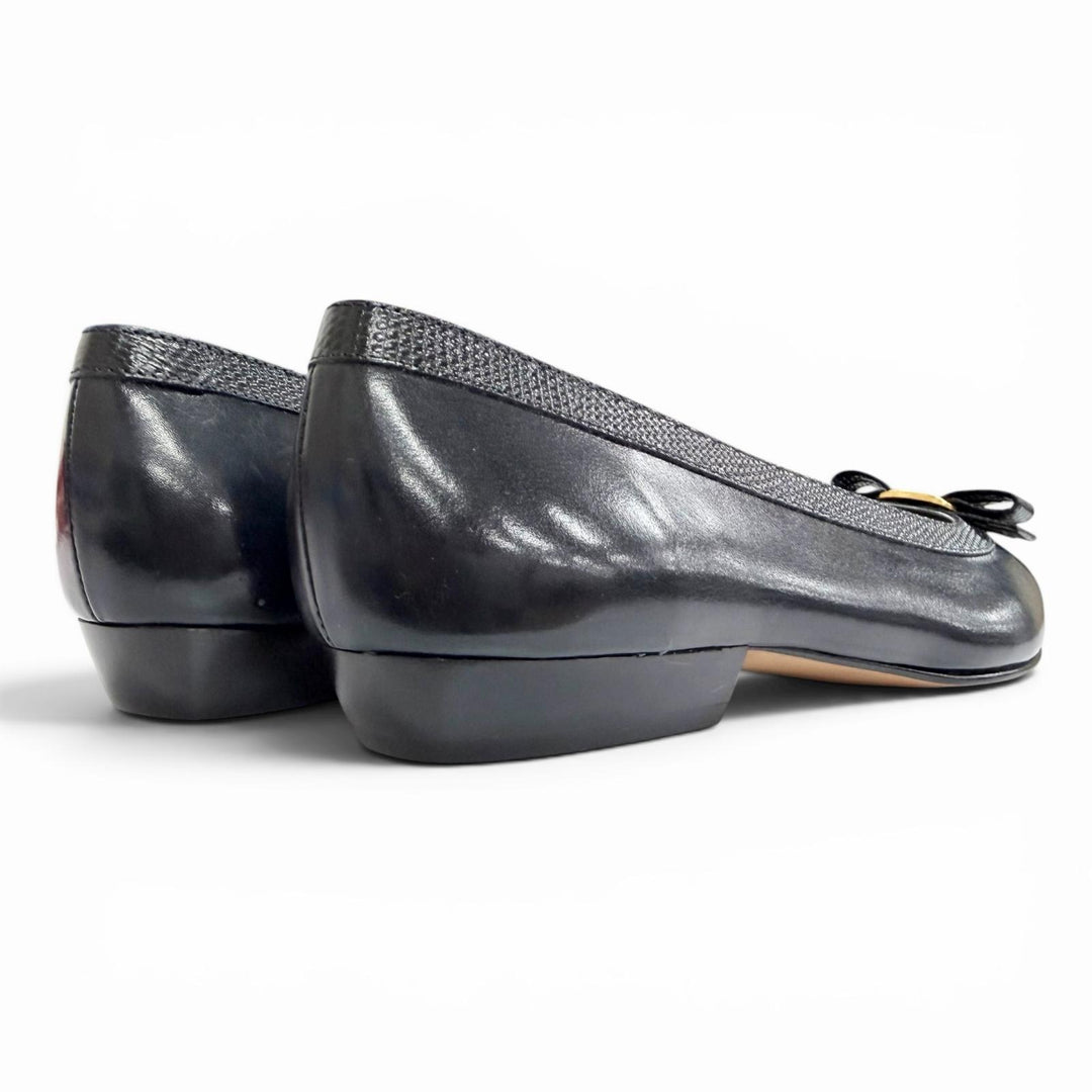 未使用品△Salvatore Ferragamo サルヴァトーレフェラガモ BABY ヴァラリボン リザード型押レザー使い フラットパンプス ネイビー 6 伊製