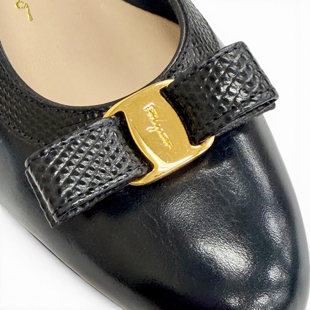 未使用品△Salvatore Ferragamo サルヴァトーレフェラガモ BABY ヴァラリボン リザード型押レザー使い フラットパンプス ネイビー 6 伊製