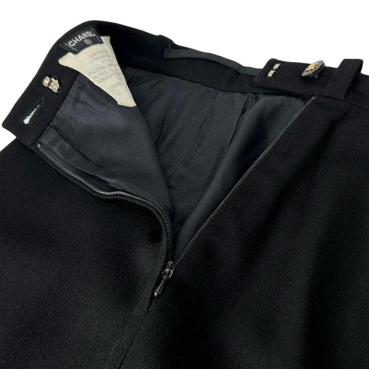 美品▲CHANEL シャネル ヴィンテージ ウール100％ 裏地シルク100％ ココマークボタン スカート ブラック 36 フランス製 レディース