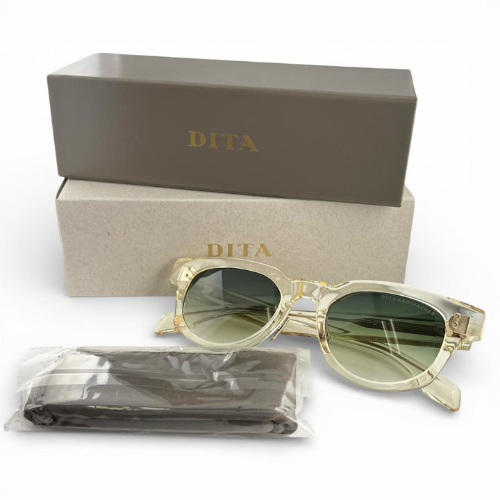 美品▲DITA ディータ DTS726-A RADHACKER グリーングラデーションレンズ サングラス 51□22 148 箱・ケース付き 日本製 定価102300円