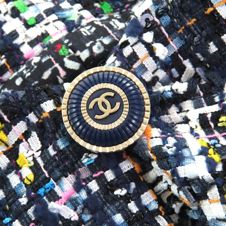極美品△CHANEL シャネル 20C P62686 ココマークボタン フロントフリル ツイード ノーカラージャケット ネイビー マルチカラー 36 正規品