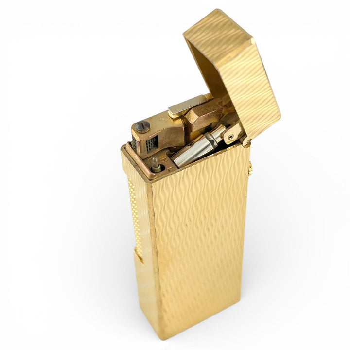 良品▲Dunhill ダンヒル ウェーブ柄 スクエア ローラー式 喫煙具 ガス ライター ゴールド スイス製 メンズ 着火確認済み