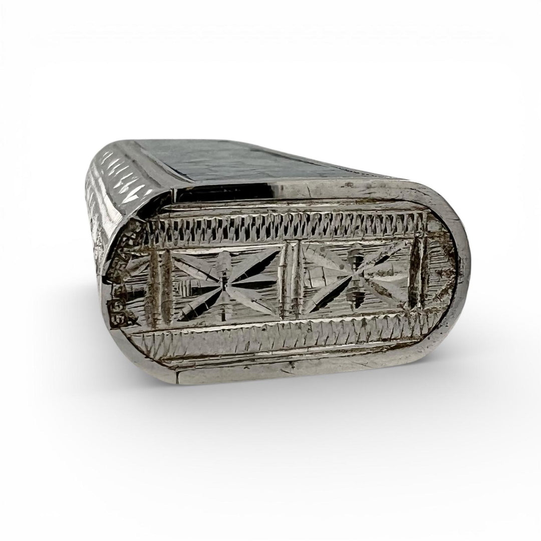 極美品▲Cartier カルティエ アウタージャケット モザイク オーバル ローラー式 ガス ライター シルバー ケース付き メンズ 着火確認済み