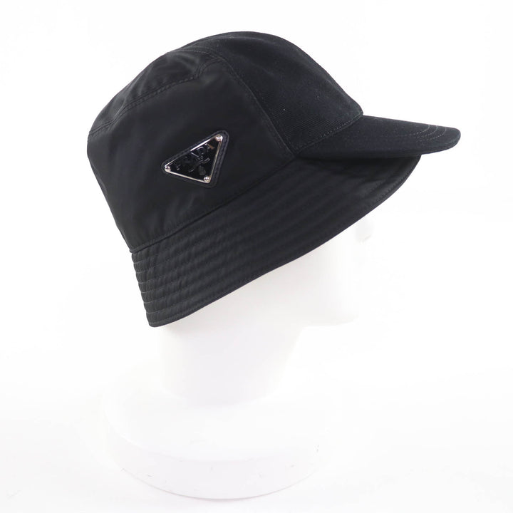 美品☆PRADA プラダ 2HC281 トライアングルロゴ Re-Nylon バケットハット 帽子 ハット ブラック M イタリア製 正規品 レディース