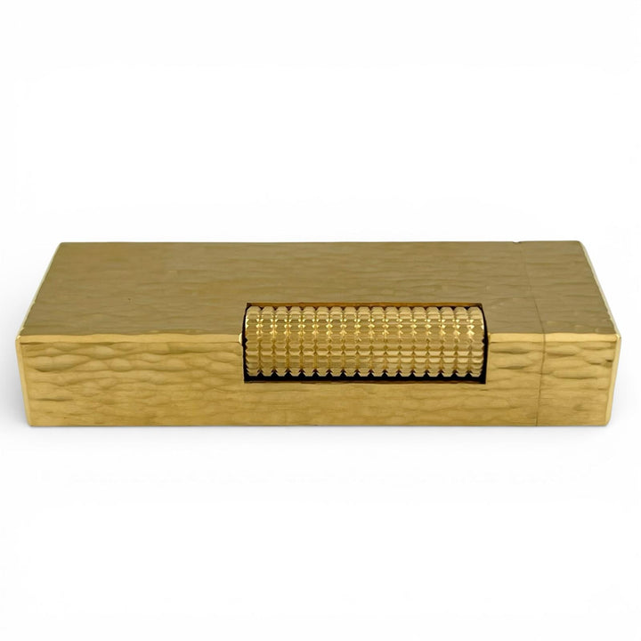 美品▲Dunhill ダンヒル スクエア 総柄 ハンマード加工 ローラー式 ガス ライター ゴールド ケース付き スイス製 メンズ 着火確認済み