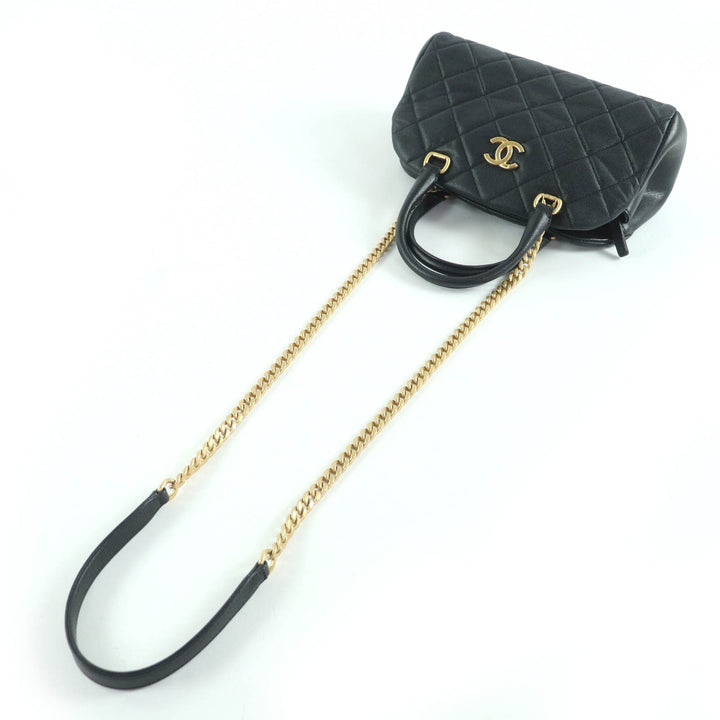 極美品☆CHANEL シャネル AS3893 キャビアスキン マトラッセ ココマーク 2WAYボーリングバッグ ハンドバッグ ブラック ゴールド金具