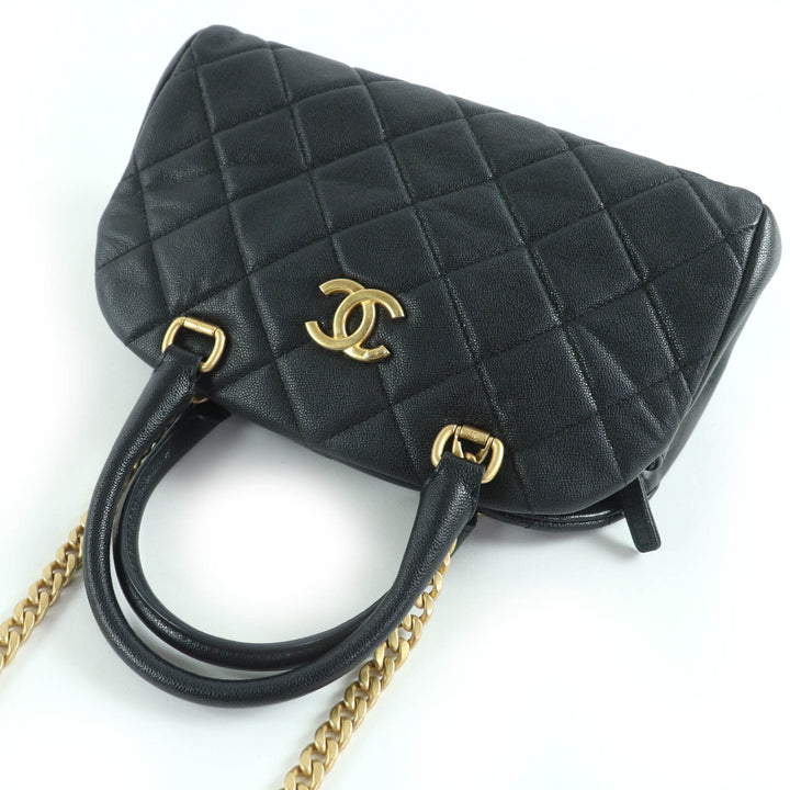 極美品☆CHANEL シャネル AS3893 キャビアスキン マトラッセ ココマーク 2WAYボーリングバッグ ハンドバッグ ブラック ゴールド金具