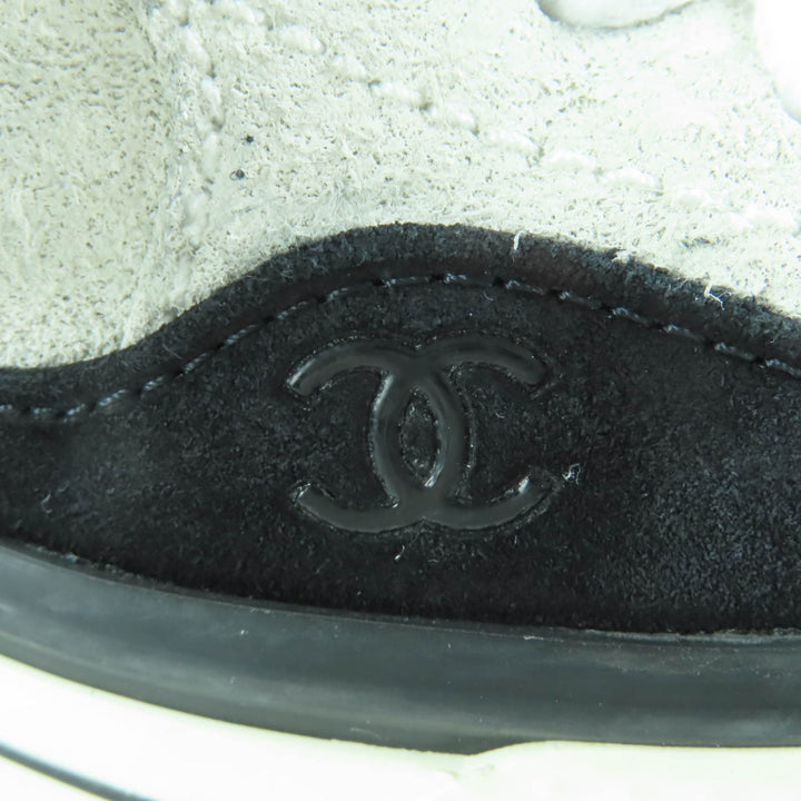 良品☆CHANEL シャネル 23B 2023年製 G45208 ココマーク レースアップ スウェードレザー ローカットスニーカー ホワイト 36 レディース