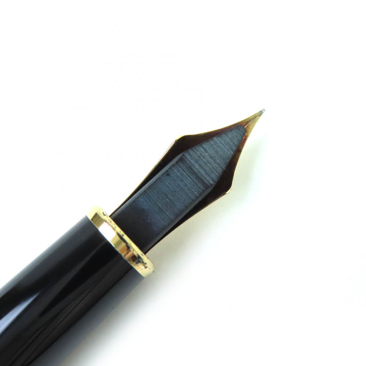 良品△MONTBLANC モンブラン マイスターシュテュック クラシック 14K Fニブ ホワイトスター 万年筆 ブラック ゴールド ドイツ製 メンズ