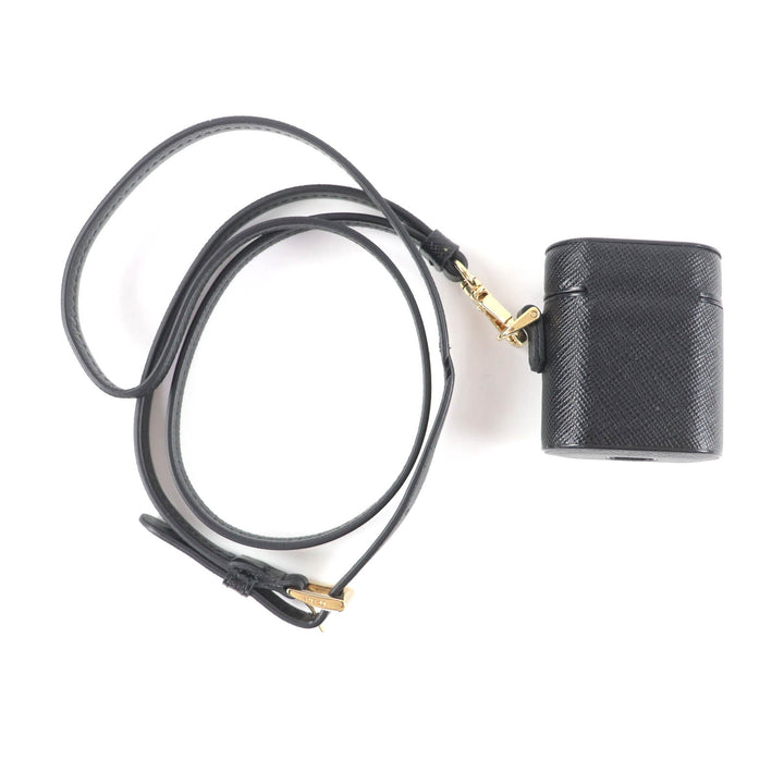極美品★PRADA プラダ 1ZD002 サフィアーノレザー ストラップ付 トライアングルロゴ Airpodsd エアポッズ ケース ブラック レディース