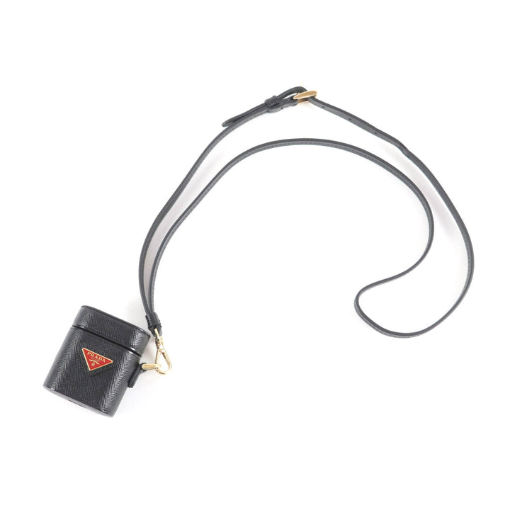 極美品★PRADA プラダ 1ZD002 サフィアーノレザー ストラップ付 トライアングルロゴ Airpodsd エアポッズ ケース ブラック レディース