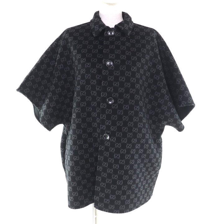 未使用品★GUCCI グッチ 25AW 789960 ウール シルク混 現行品 リバーシブル GG柄 半袖 コート 黒 38 ハンガー付 正規品 定価495000円