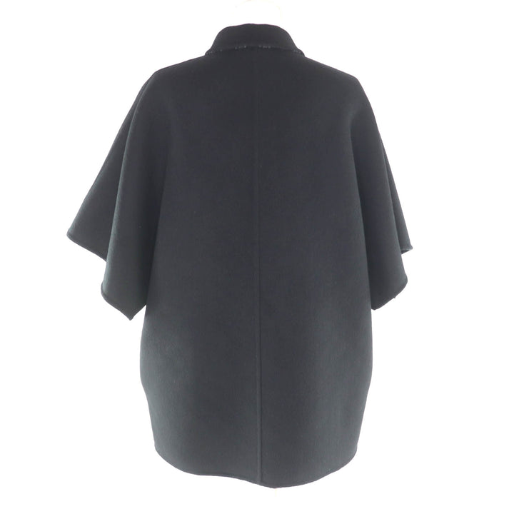 未使用品★GUCCI グッチ 25AW 789960 ウール シルク混 現行品 リバーシブル GG柄 半袖 コート 黒 38 ハンガー付 正規品 定価495000円