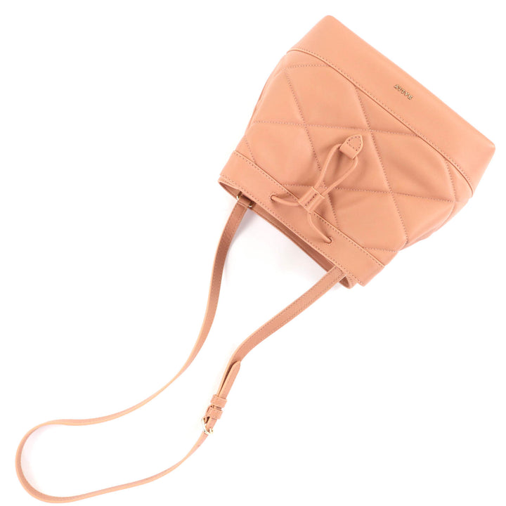 極美品◇BALLY バリー QUINCEY ロゴ金具付き キルティング レザー ショルダーバッグ ピンク系 ゴールド金具 保存袋付き 定価135300円
