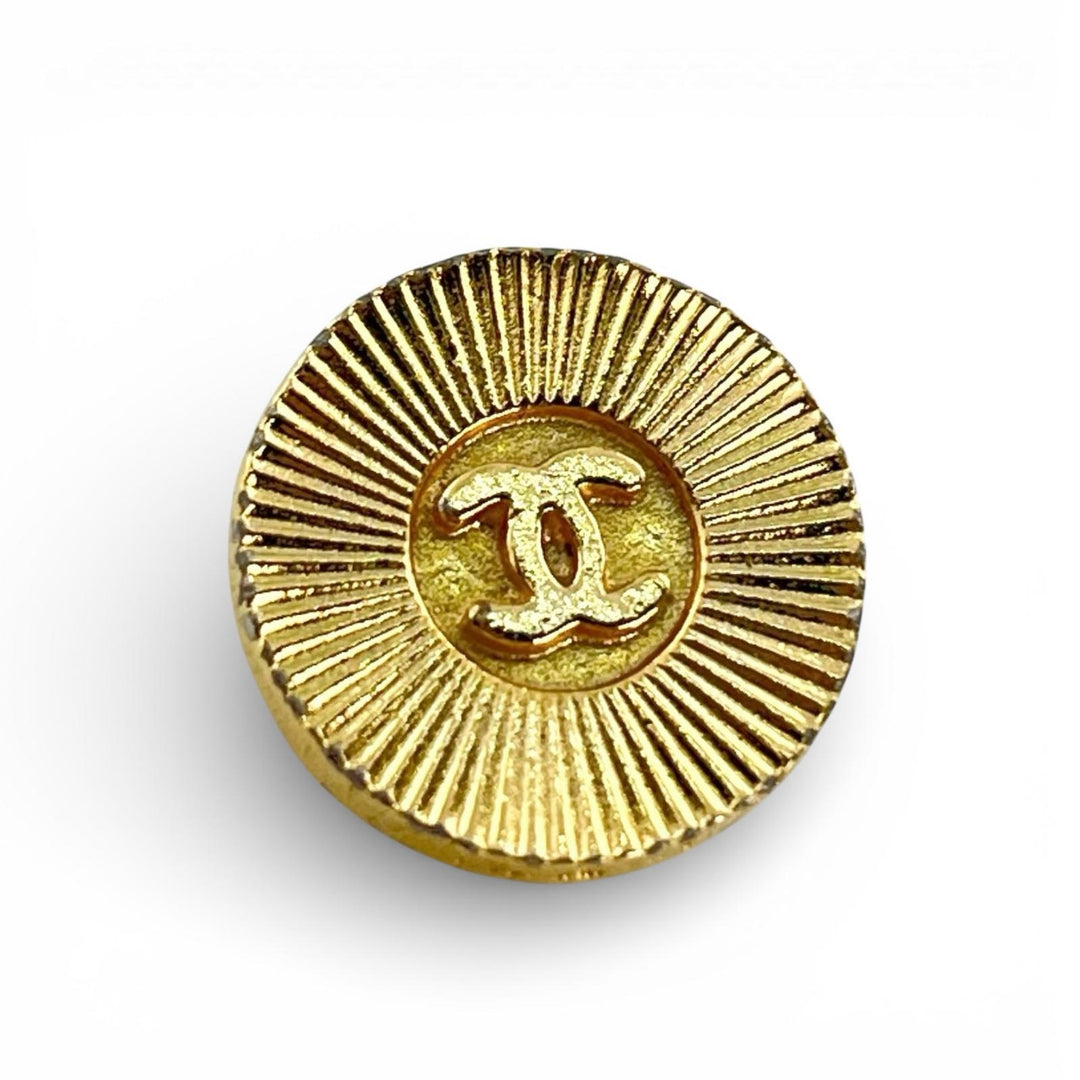 美品▲CHANEL シャネル ヴィンテージ ー ココマーク 裏ロゴ入り 金ボタン メタルボタン 8個セット ゴールド レディース