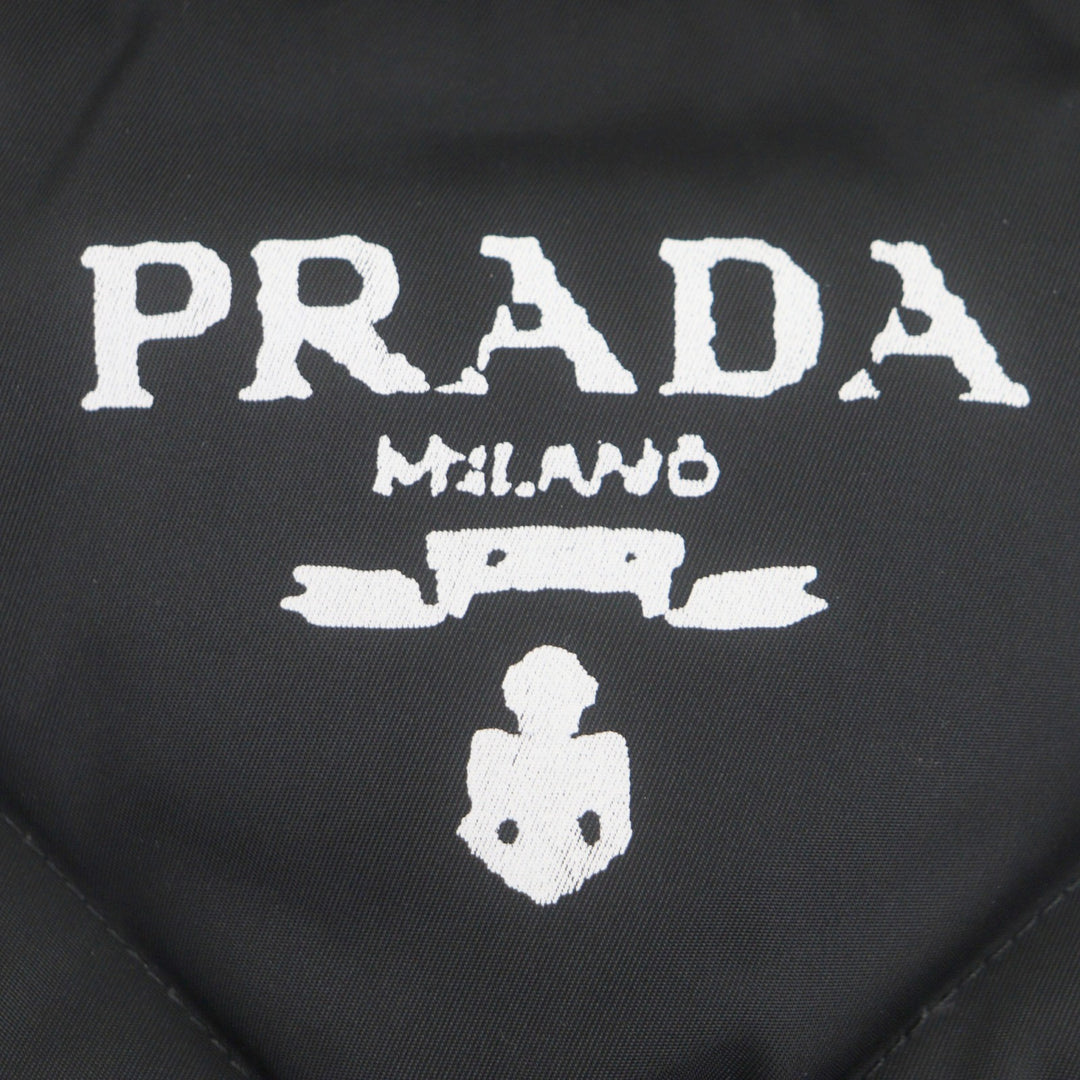 極美品▼PRADA プラダ 2022年製 SGB804 ロゴプリント RE-NYRON フーデッド ジップアップ ダウンベスト ブラック XXXL 正規品 メンズ