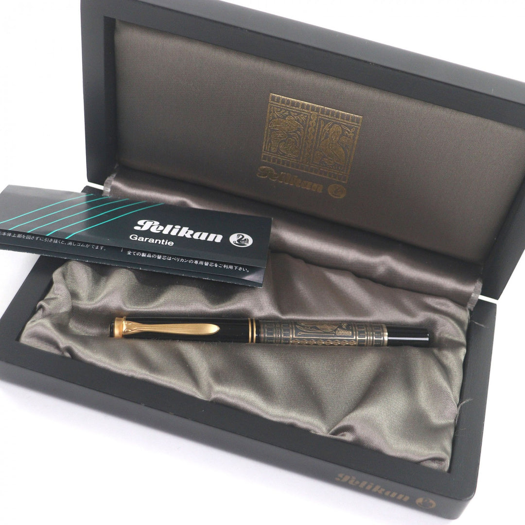 美品□PERIKAN ペリカン M700 トレド GP×レジン ペン先18K Mニブ 最初期型 キャップ 万年筆 ブラック ゴールド グレー ケース付 メンズ