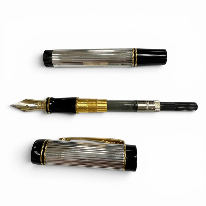 美品▼PARKER パーカー デュオフォールド センテニアル ペン先18K Fニブ 万年筆 シルバー ゴールド ブラック メンズ