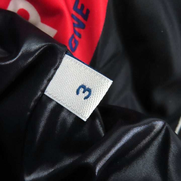 美品△MONCLER モンクレール WILSON ウィルソン ロゴプリント ロゴワッペン フード付 ダウンジャケット ブラック レッド ブルー 3 正規品