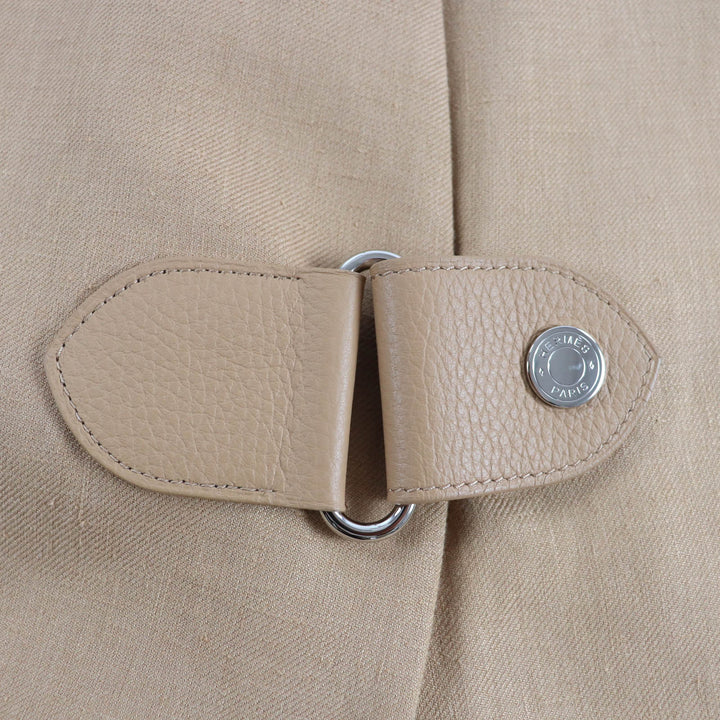 未使用品★HERMES エルメス リネン コットン混 セリエボタン付 レザー使い ノーカラー ロングコート ベージュ 38 フランス製 レディース