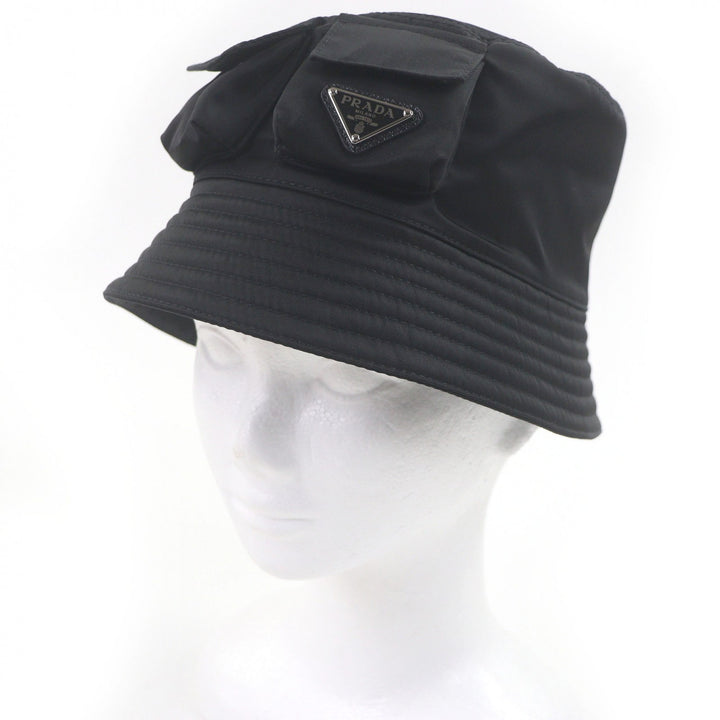 極美品□PRADA プラダ 2HC350 Re-Nylon トライアングルロゴ 三角プレート バケットハット 帽子 ブラック L イタリア製 正規品 メンズ
