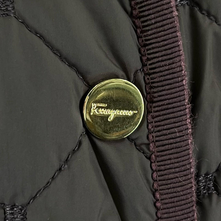 美品▲Salvatore Ferragamo サルヴァトーレフェラガモ 裏地レオパード柄 キルティング コート パープル 46 イタリア製 正規品 レディース