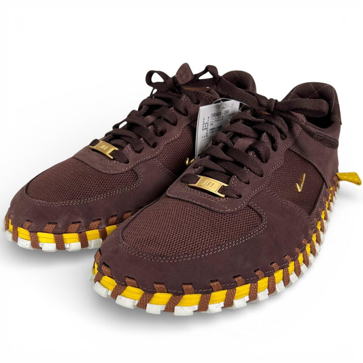 未使用品▲Nike Jacquemus ナイキ ジャックムス DR0424-200 J FORCE 1 LOW LX SP スニーカー ブラウン イエロー 27.5 箱付き メンズ
