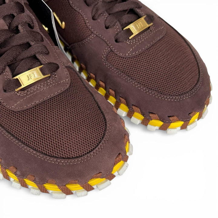 未使用品▲Nike Jacquemus ナイキ ジャックムス DR0424-200 J FORCE 1 LOW LX SP スニーカー ブラウン イエロー 27.5 箱付き メンズ