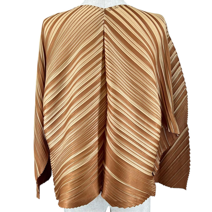 極美品▲PLEATS PLEASE プリーツプリーズ イッセイミヤケ PP03-J0562 ダイヤゴナル カーディガン ブラウン 3 日本製 正規品 レディース