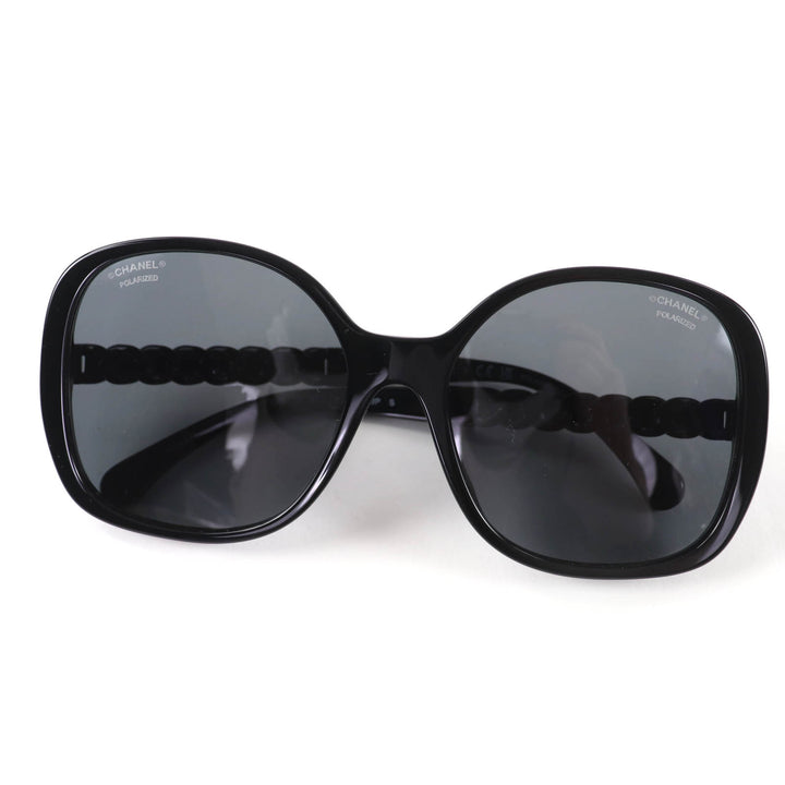 美品☆CHANEL シャネル 5470-Q-A ココマーク チェーン エナメルレザー使い サングラス ブラック 57□17 140 ケース付 伊製 レディース