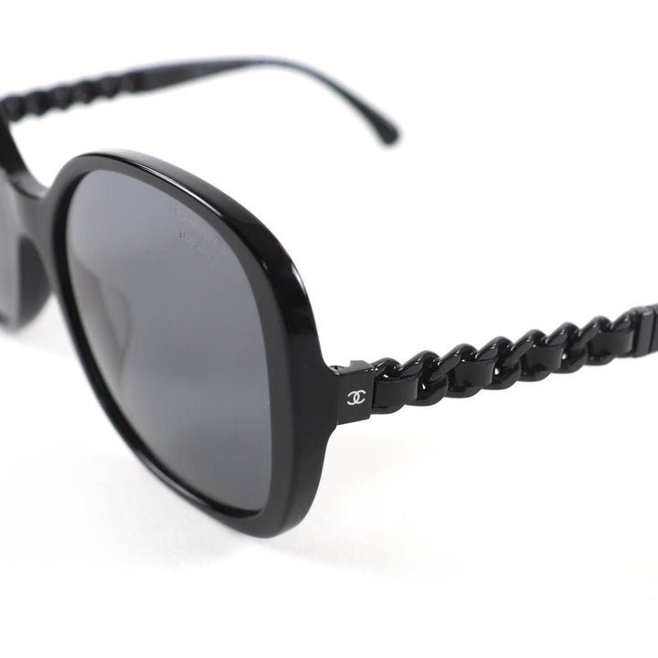 美品☆CHANEL シャネル 5470-Q-A ココマーク チェーン エナメルレザー使い サングラス ブラック 57□17 140 ケース付 伊製 レディース